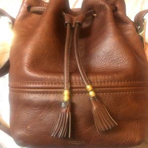 Fount Bucket Bag